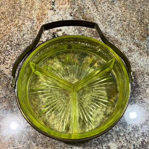 Vaseline Uranium green Depression Glass 3 Section Divided Dish with Metal Holder - Picture 1 of 13
